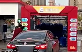 常州中石化FX-11-7雙風(fēng)機(jī)7刷電腦洗車(chē)機(jī)設(shè)備交付使用，現(xiàn)場(chǎng)排起來(lái)了長(zhǎng)龍。