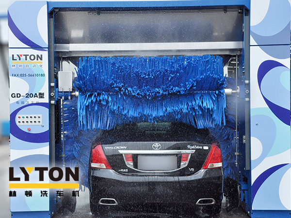 性能穩(wěn)定，售后無(wú)憂(yōu)！林頓GD-20a型全自動(dòng)洗車(chē)機(jī)風(fēng)采圖集！