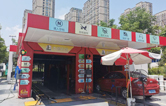 全自動(dòng)洗車(chē)機(jī)安裝場(chǎng)所之加油站!提升油站高品質(zhì)服務(wù)的企業(yè)形象，有利于口碑傳播！