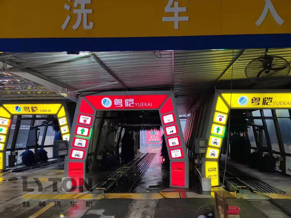 加油站、4S店、門店等車流量密集場所配置什么價(jià)位的全自動洗車機(jī)設(shè)備?